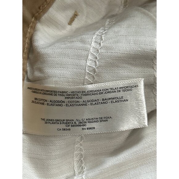 Jones New York Tan Trouser Bermuda Shorts, Size 10 - Picture 4 of 7